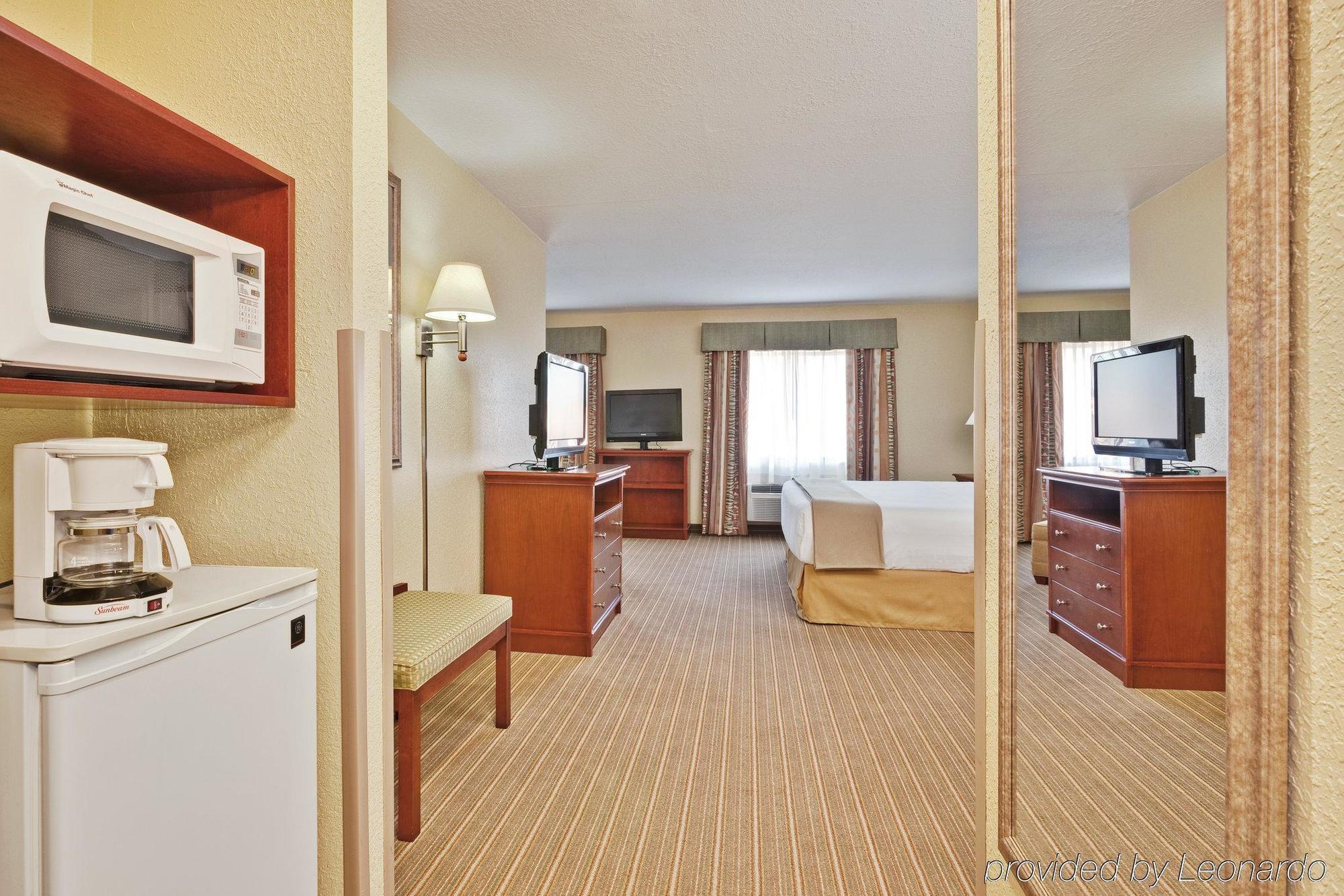 Hurricane Holiday Inn Express Winfield - Teays Valley חדר תמונה