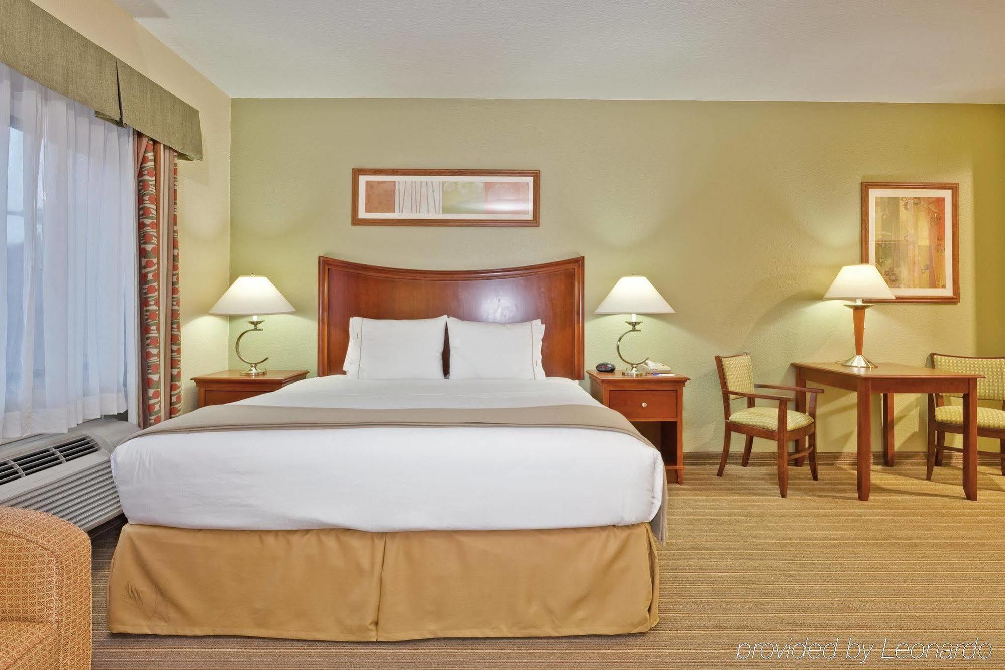 Hurricane Holiday Inn Express Winfield - Teays Valley מראה חיצוני תמונה