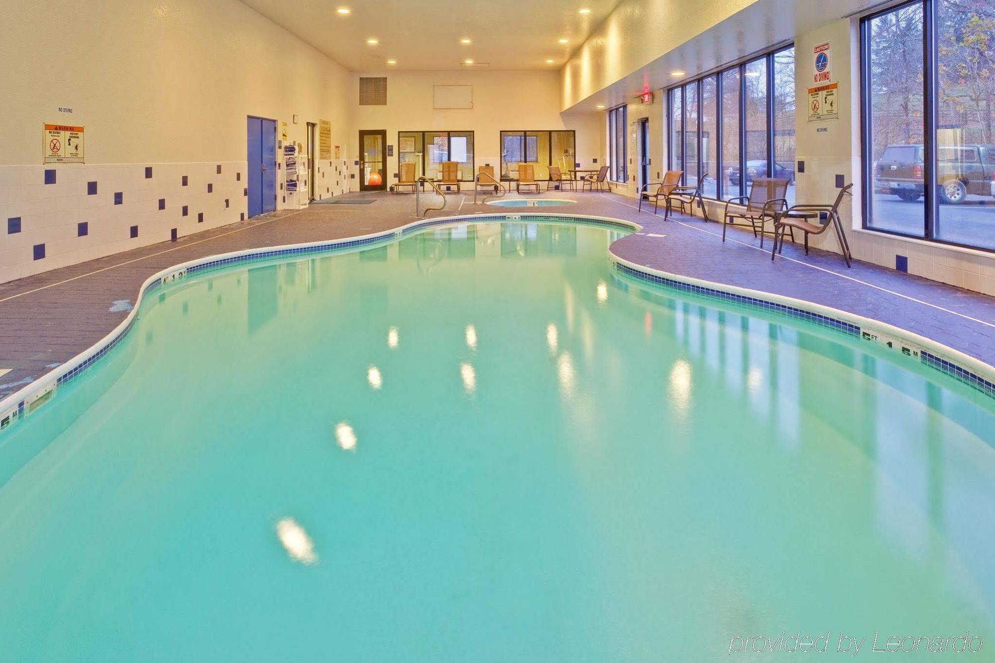 Hurricane Holiday Inn Express Winfield - Teays Valley מתקנים תמונה