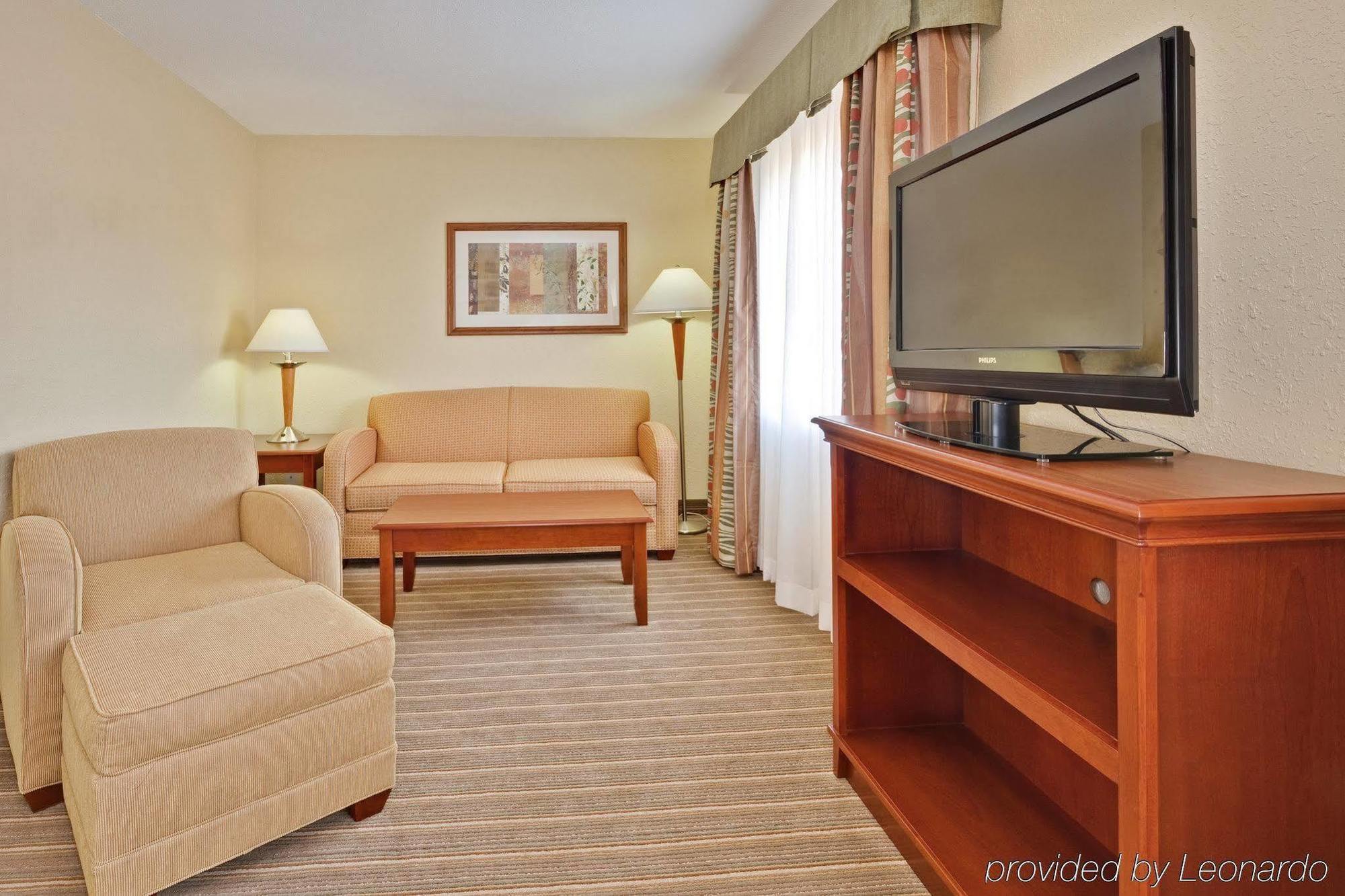 Hurricane Holiday Inn Express Winfield - Teays Valley חדר תמונה
