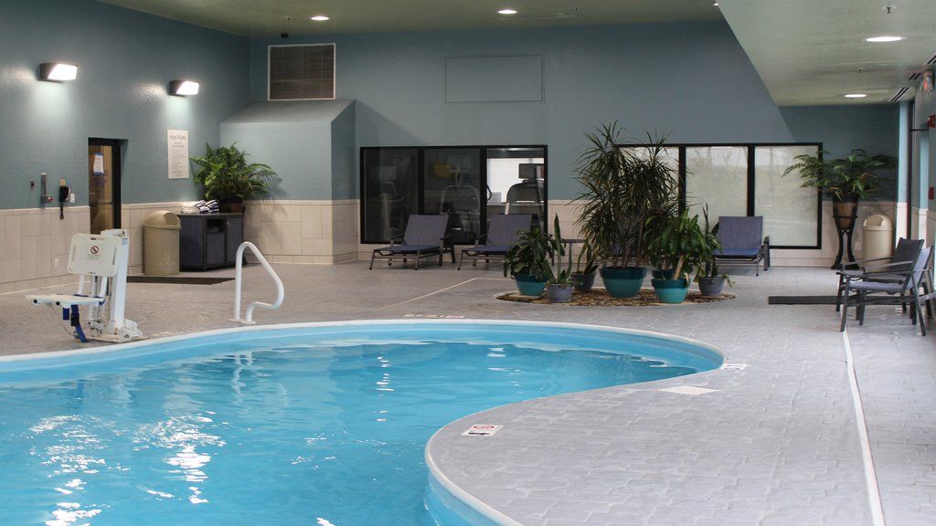 Hurricane Holiday Inn Express Winfield - Teays Valley מראה חיצוני תמונה